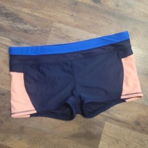 Athleta shorts, size XL, NWOT. Navy blue